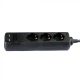 V-TAC Hosszabbító kapcsolóval 3 csatlakozós 2 USB csatlakozóval 1,5m kábel fekete színű - 8776